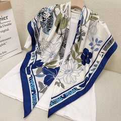 وشاح حريري مطبوع عليه زهور من قماش التويل بطول 110 سم